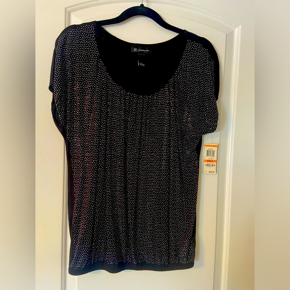 Women’s Black top
